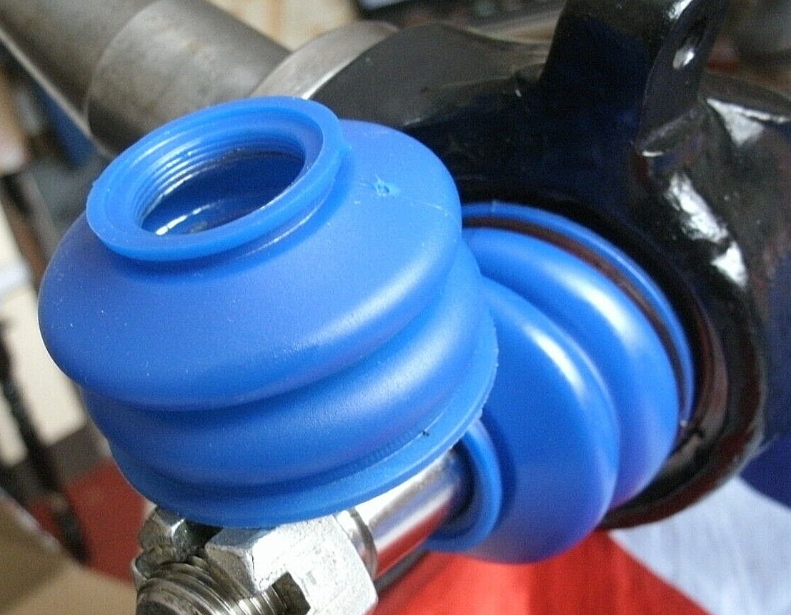 1 new Rover P6 Flexible Dust Cover For The Lower Ball Joint For the Front Swivel