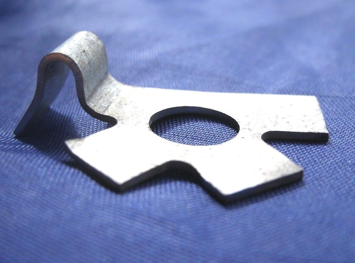 FORD LOTUS CORTINA MK 1 ANTI ROLL BAR LOCK TAB SET READY TO FIT.