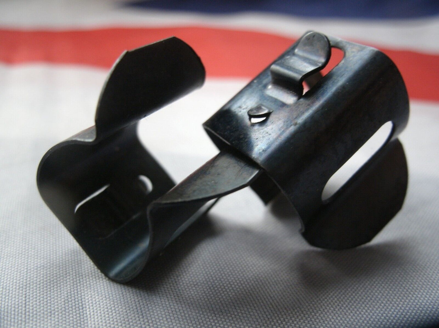 NOS Rover P6 2000 TC Cold Start Chock Twin Cable Mounting Clip Airbox intake.