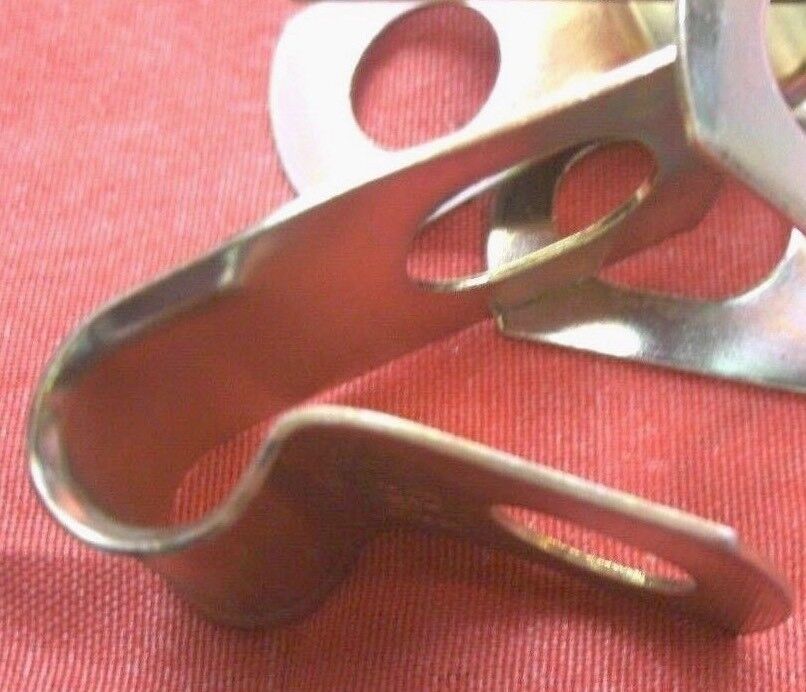 NEW PAIR Of 3/8" Bright Zinc Plated Steel P Clips Clamp Cable Fixing Wire