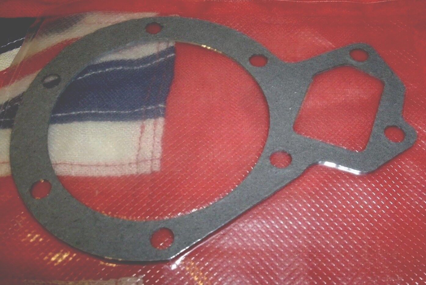 ROVER P3 60 & 75 4 & 6 CYLINDER NEW CORK WATER PUMP GASKET 1948 to 1949