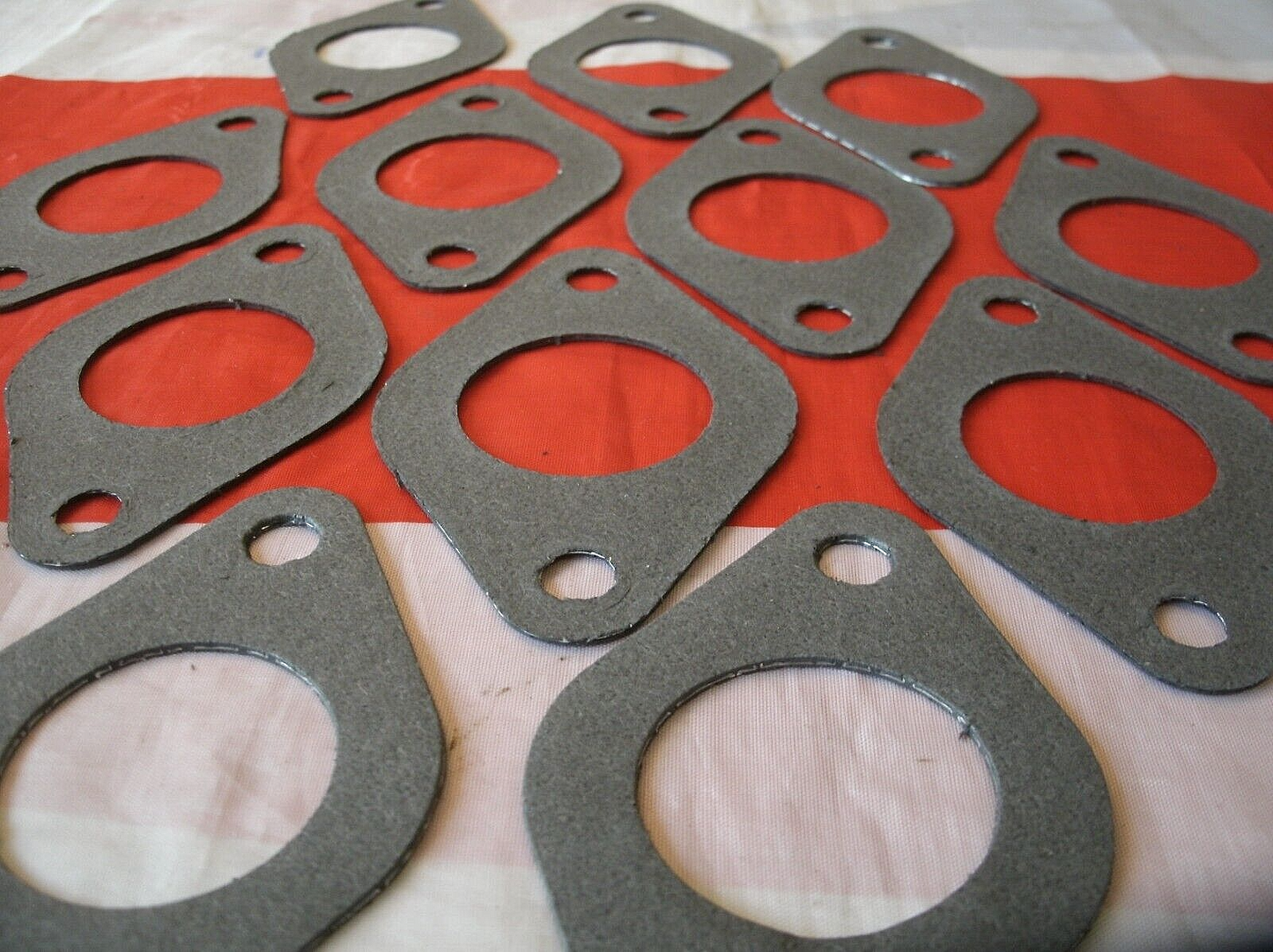 Jaguar E Type V12 Complect Set of Gaskets & Oliver For The Exhaust Manifolds