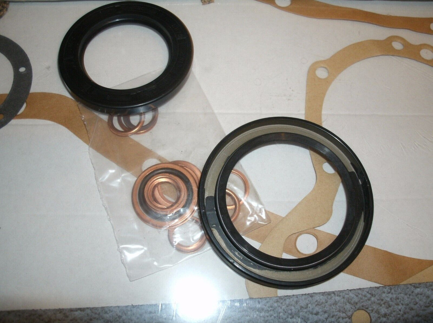 ROVER P4 95,100 FULL ENGINE BUILD GASKETS SET WITH BOTH FRONT & REAR OIL SEALS