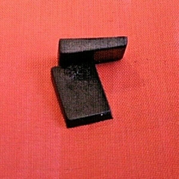 NEW Escort Cortina Capri Ford Pinto 1.6 & 2.0 Rubber Bottom End Tapered Seals 2