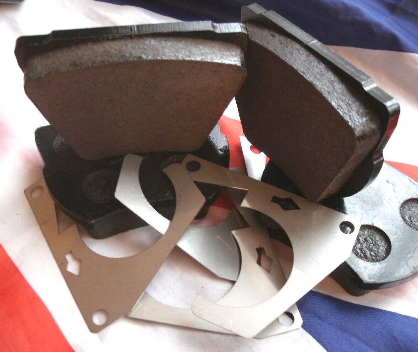NEW MINTEX ROVER P4 80.95.100 & 110 MODELS 1959 1964 FRONT BRAKE PADS MINTEX