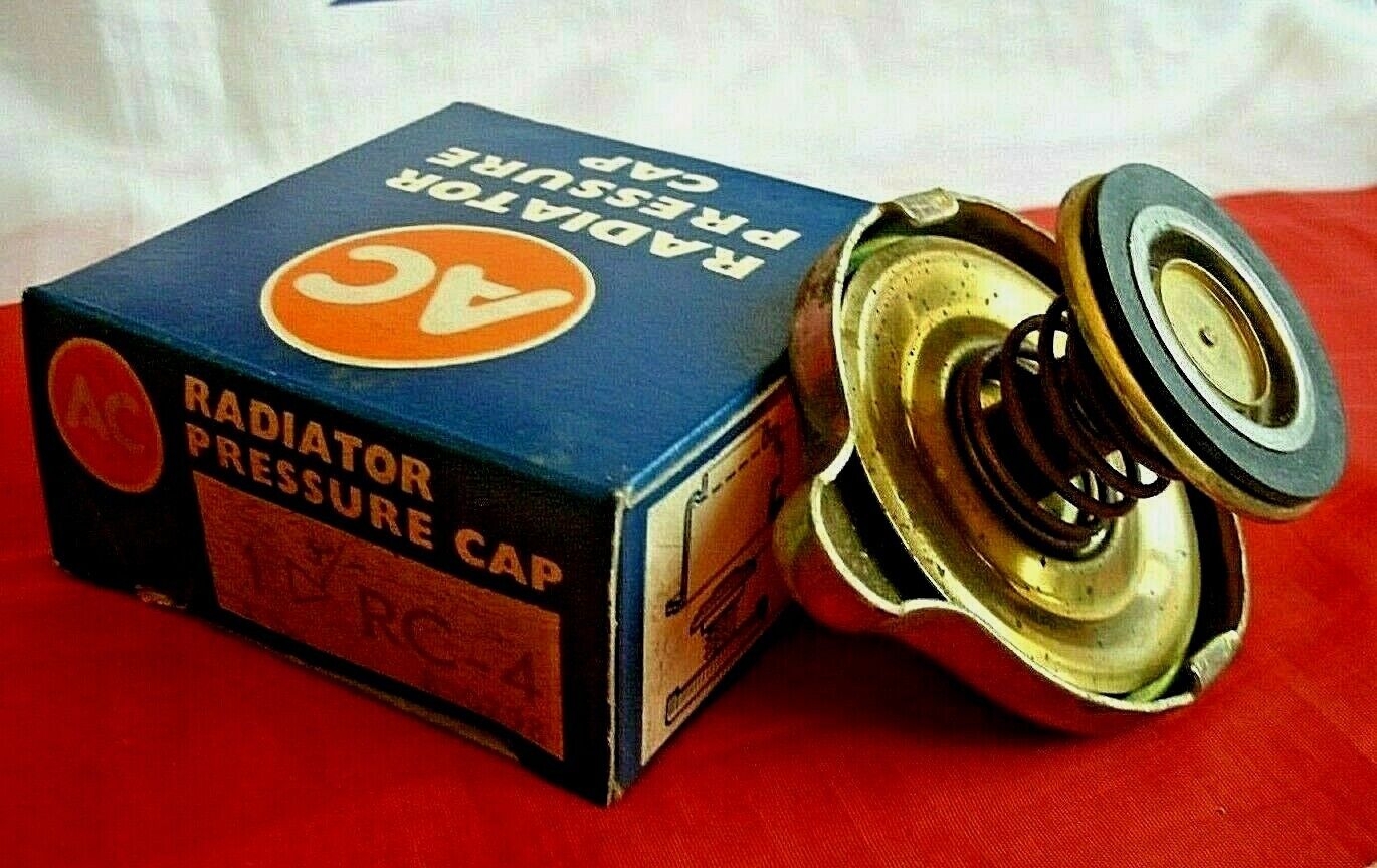 ONE New Old Stock A C Delco 4 lbs Radiator Pressure Cap 850798 With Box.