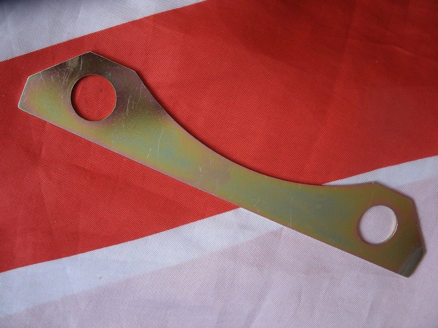 New Aston Martin DB5 DB6 & DBS6 Front Caliper One Lock Tab Girling System Only