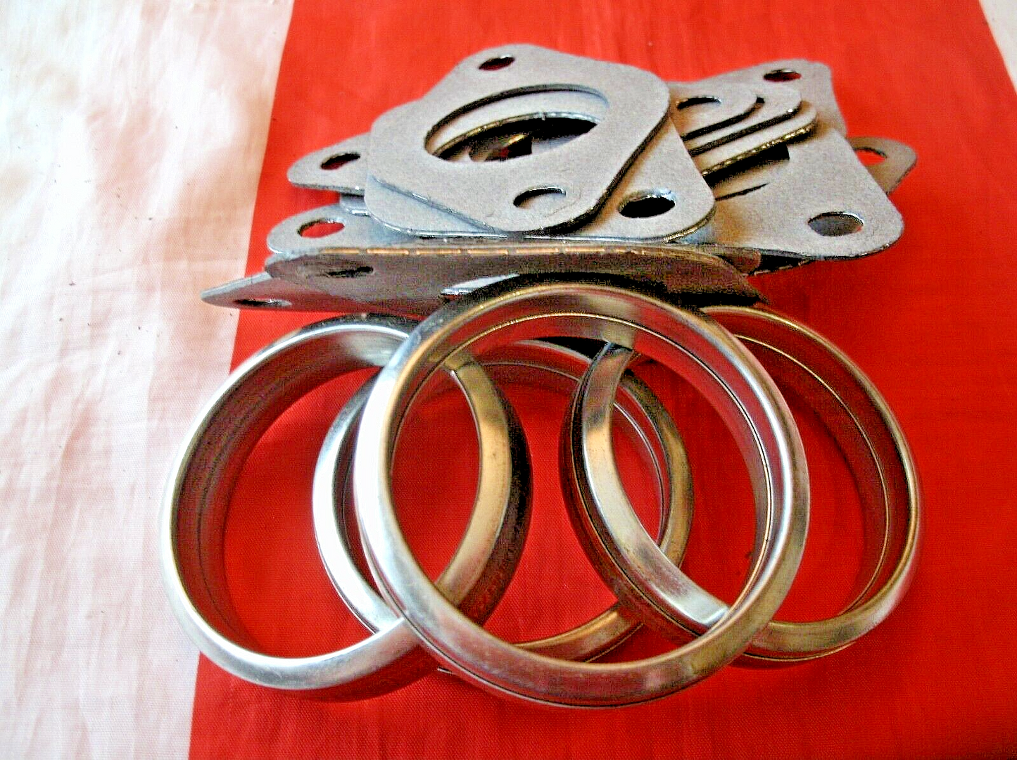 Jaguar XJ12 Saloon Exhaust Manifold Gaskets & Olives For Carbs & Injection Cars