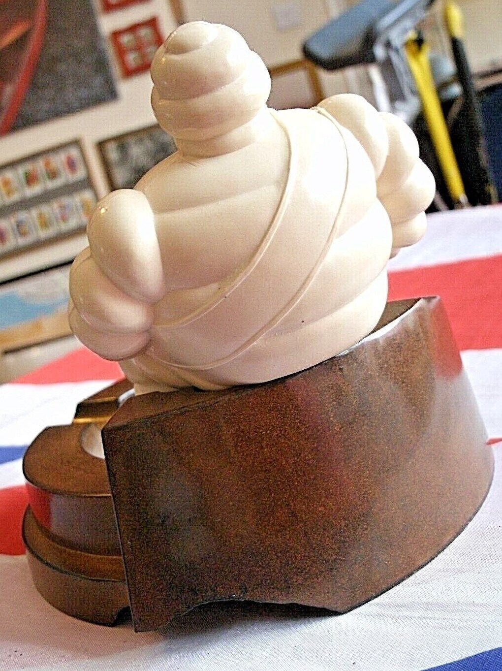 One Vintage Art Deco Bakerlite Michelin Man Ashtray Very Clean & Collectable