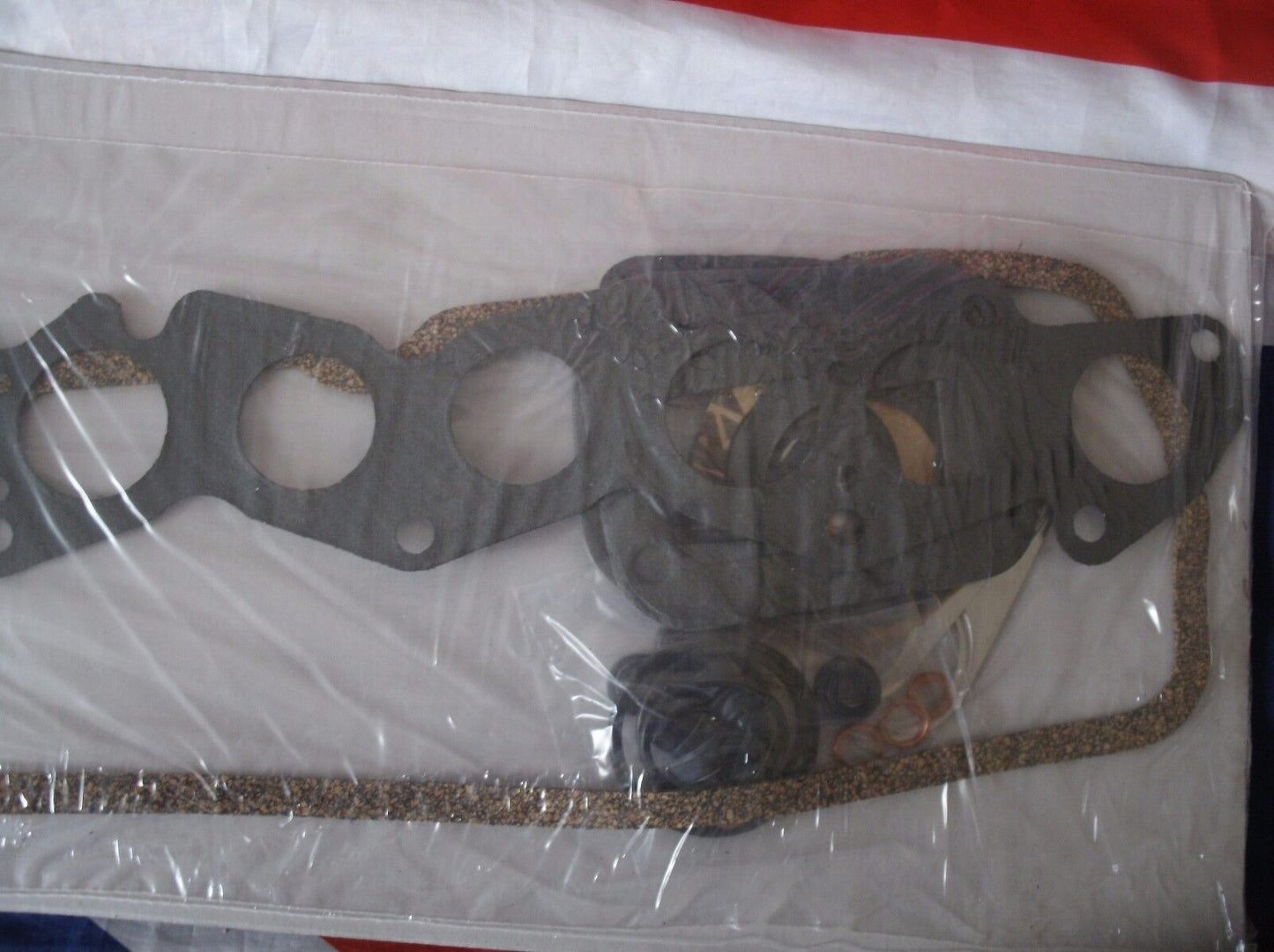 ROVER P4 80 2,1/4 2.25 4 CYL PETROL OHV COMPOSITE HEAD SET 1959 to 1963