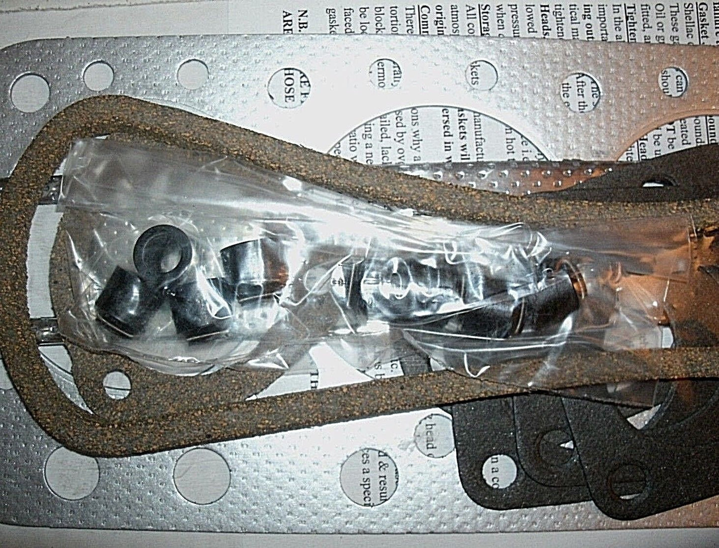 Bedford Midi 2.0 Diesel 4FC1 NOS Head Gaskets set