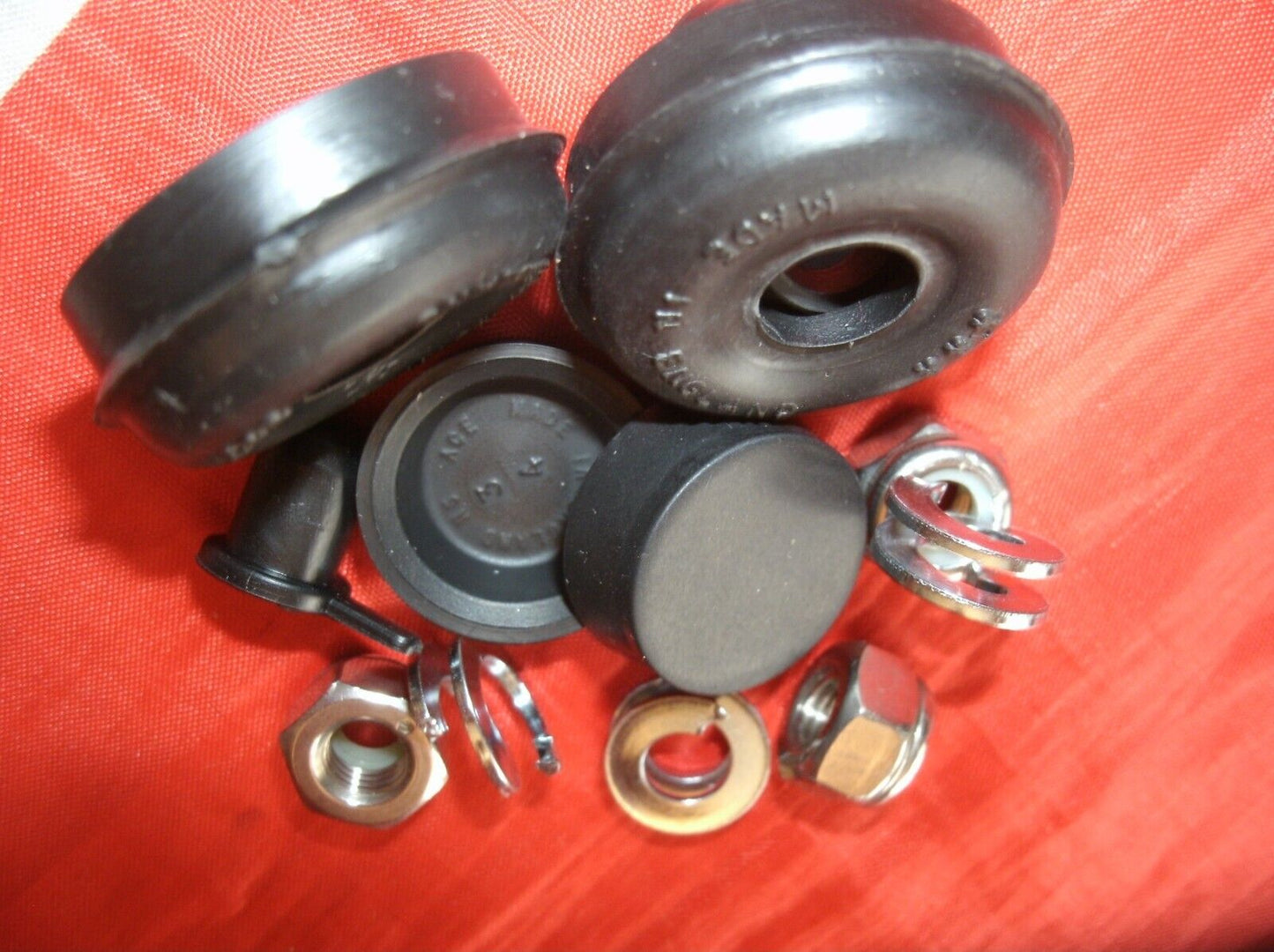 Rover P4 Rear Brake Cylinder Service set Rubber Seals Lock nut & Special Washers