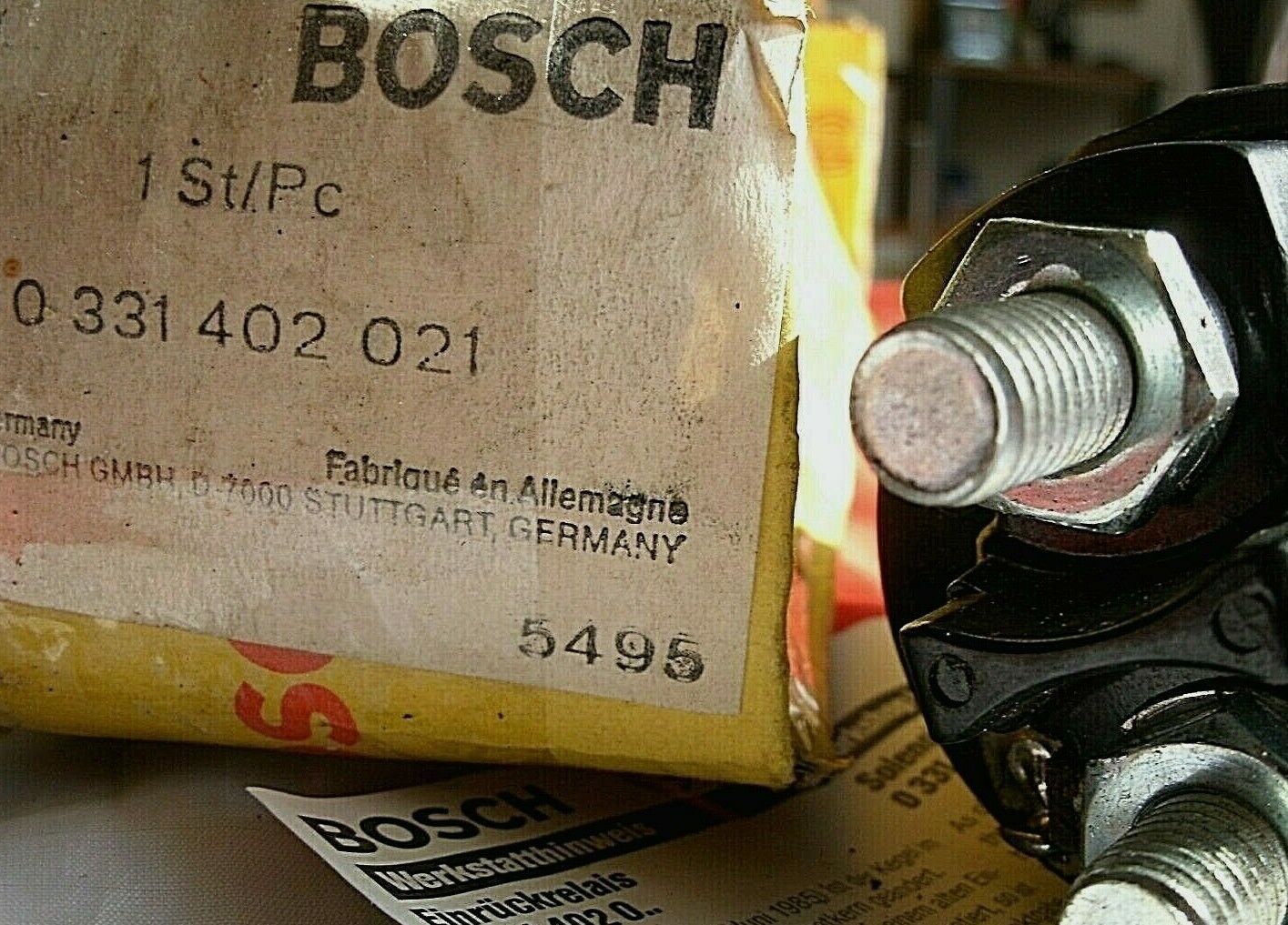 One Only Original BOSCH 0331402021 Solenoid Switch 24 V 170 New Old Stock + box.