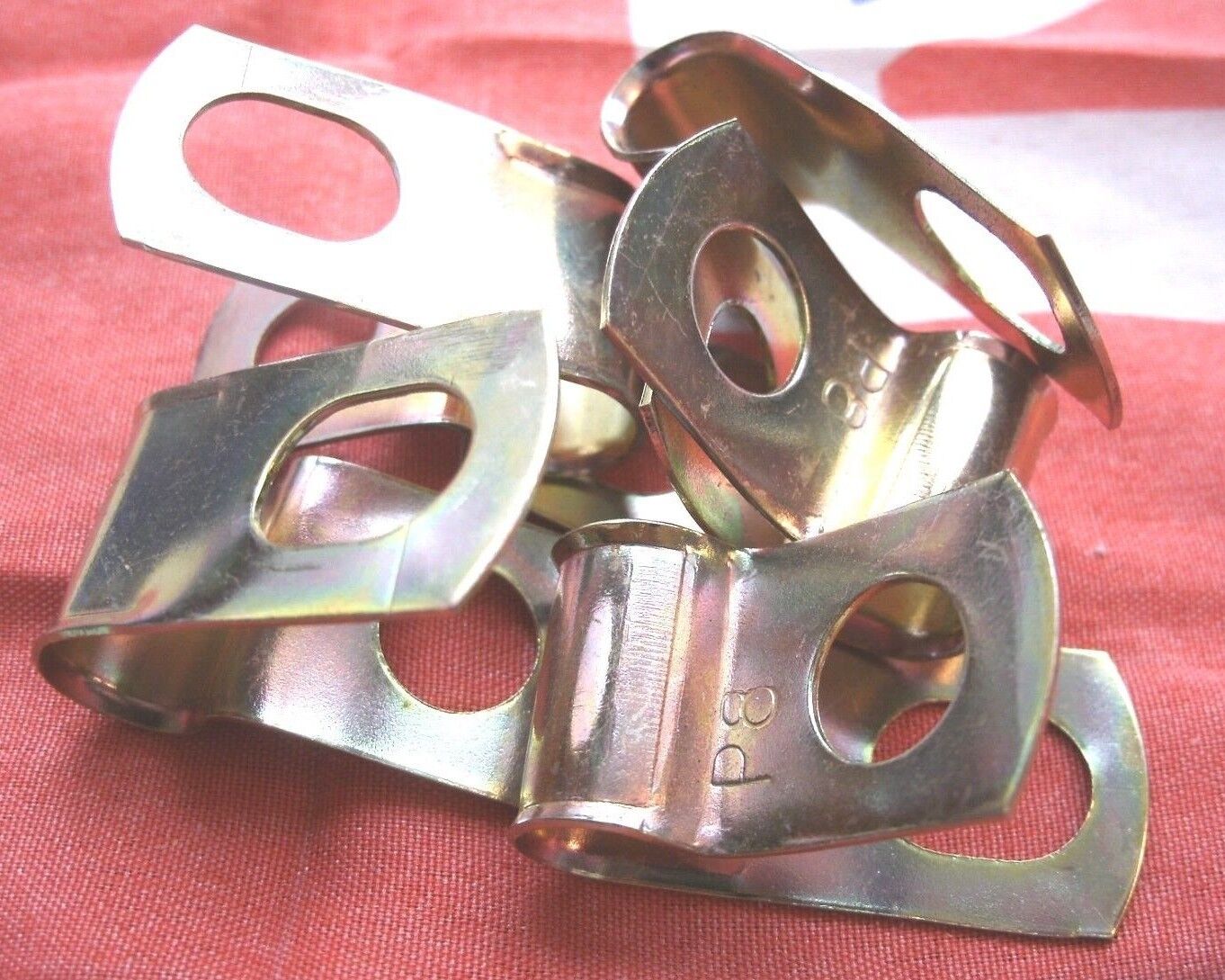 NEW Set Of 5 5/16 Bright Zinc Plated Steel P Clips Clamp Cable Fixing Wire