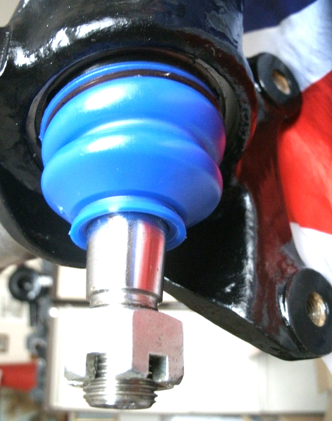 1 new Rover P6 Flexible Dust Cover For The Lower Ball Joint For the Front Swivel