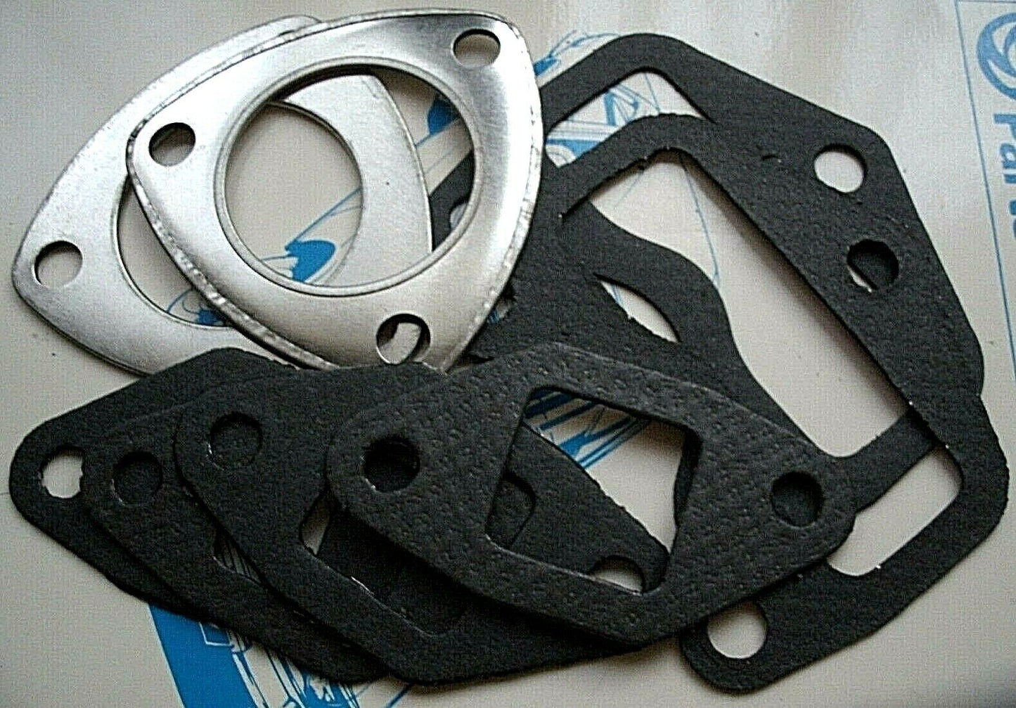 TRIUMPH STAG V8 3 LITRE ENGINE EXHAUST MANIFOLD GASKETS SET 8 GASKETS.