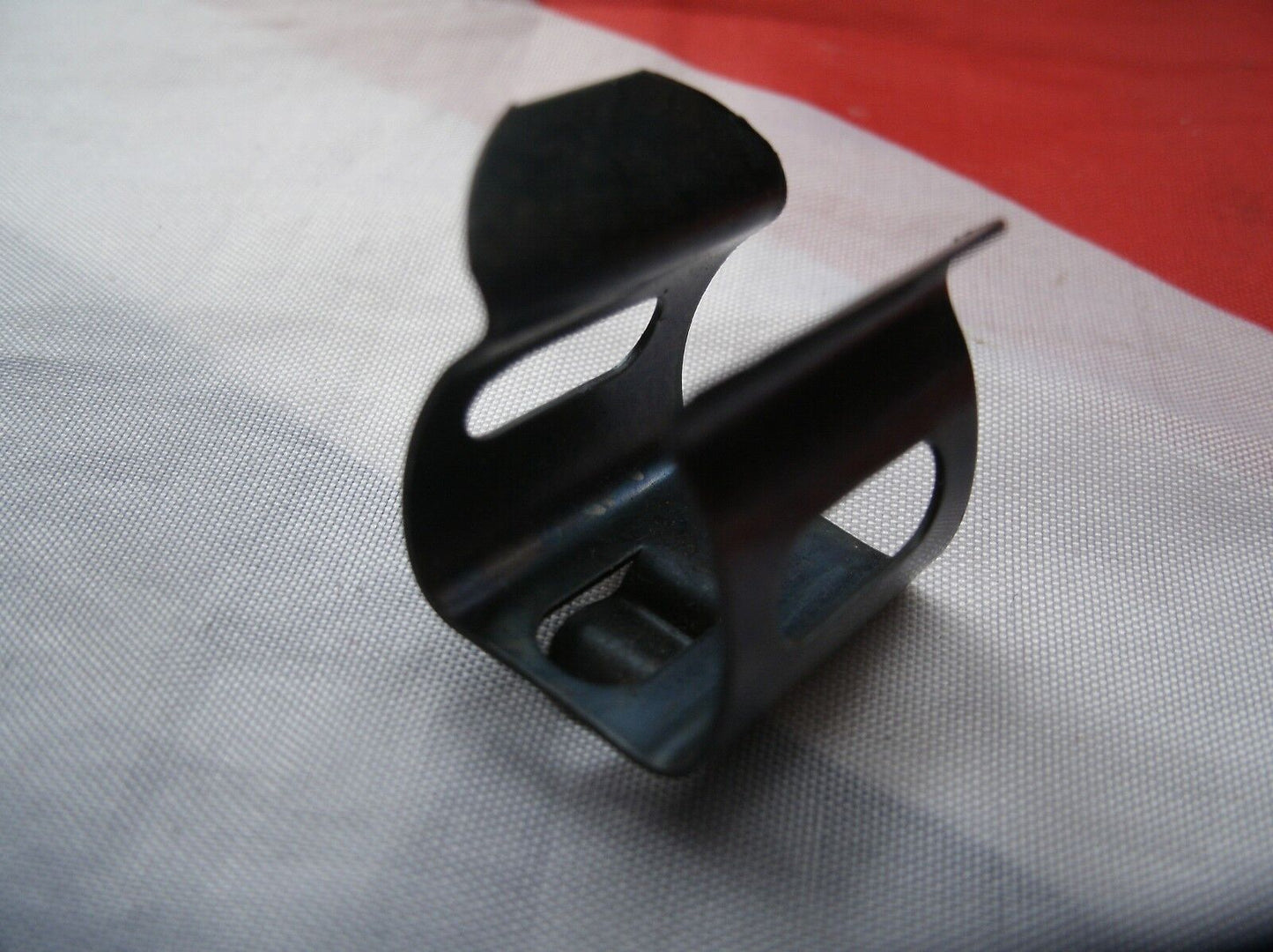 NOS Rover P6 2000 TC Cold Start Chock Twin Cable Mounting Clip Airbox intake.