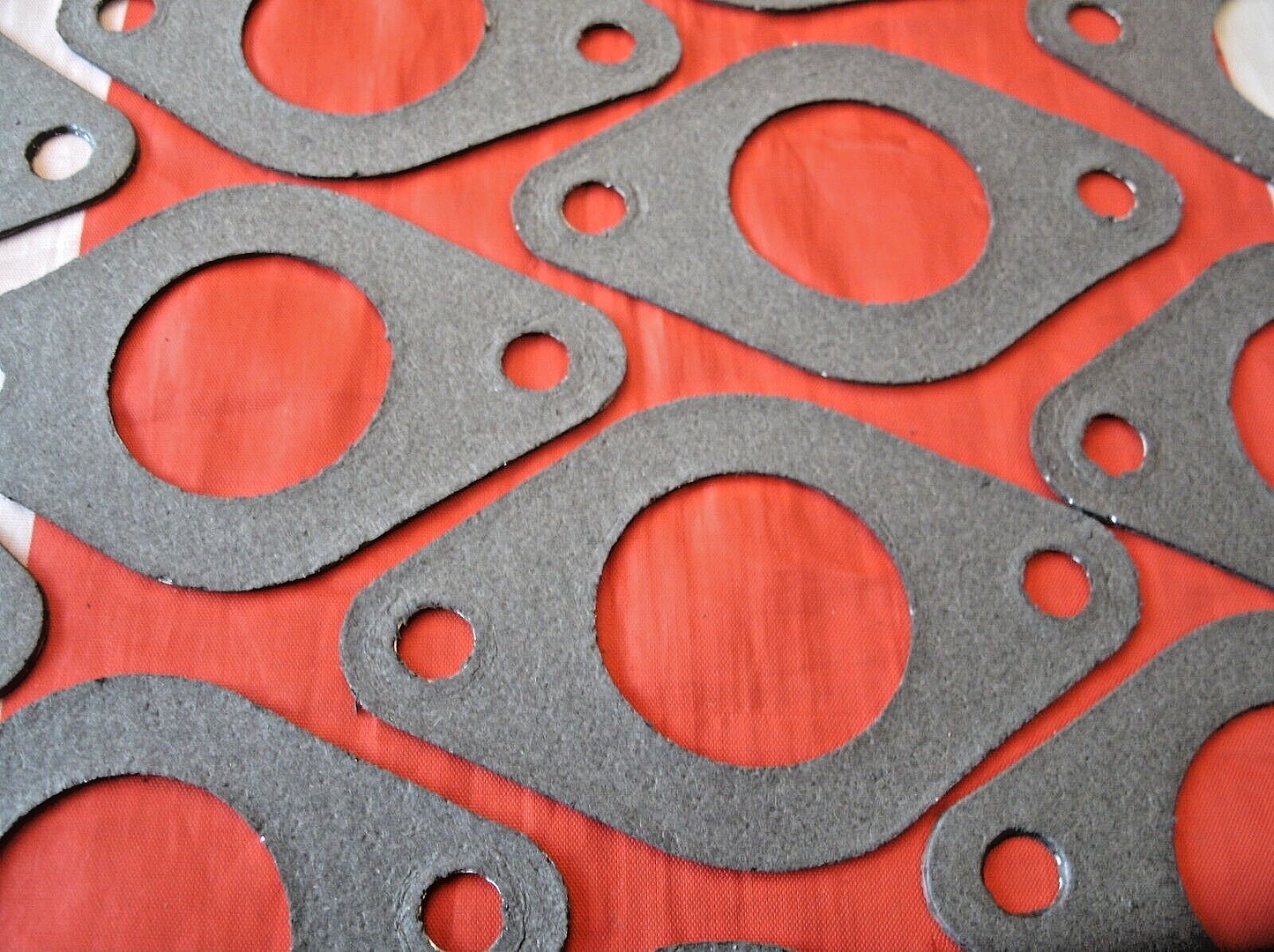 Daimler Double Six V12 One Set Of  12 Exhaust Manifold Gaskets C3392.