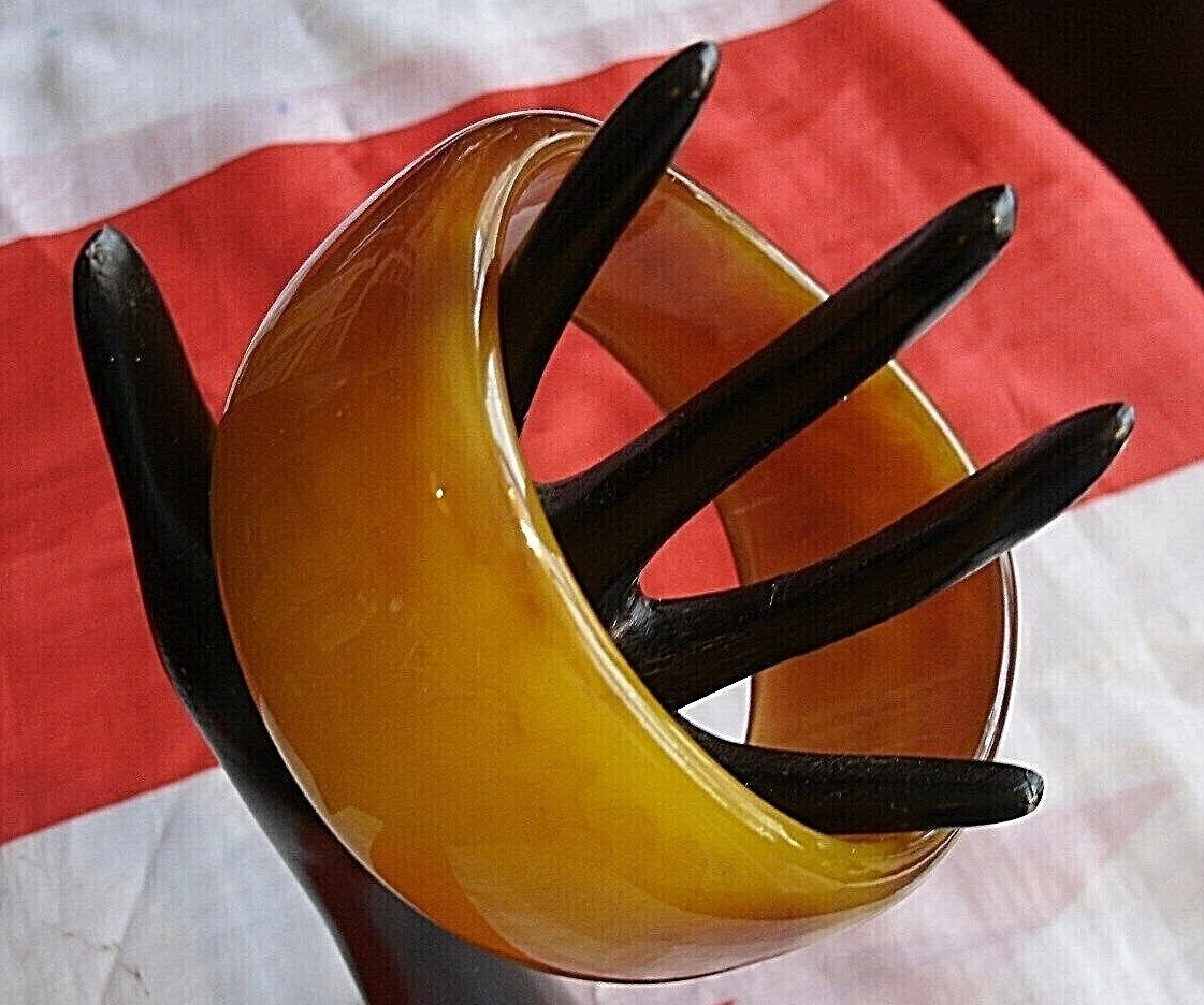 One Beautiful Vintage Bakelite Bangle In A Lovely Butterscotch Colour Very Nice