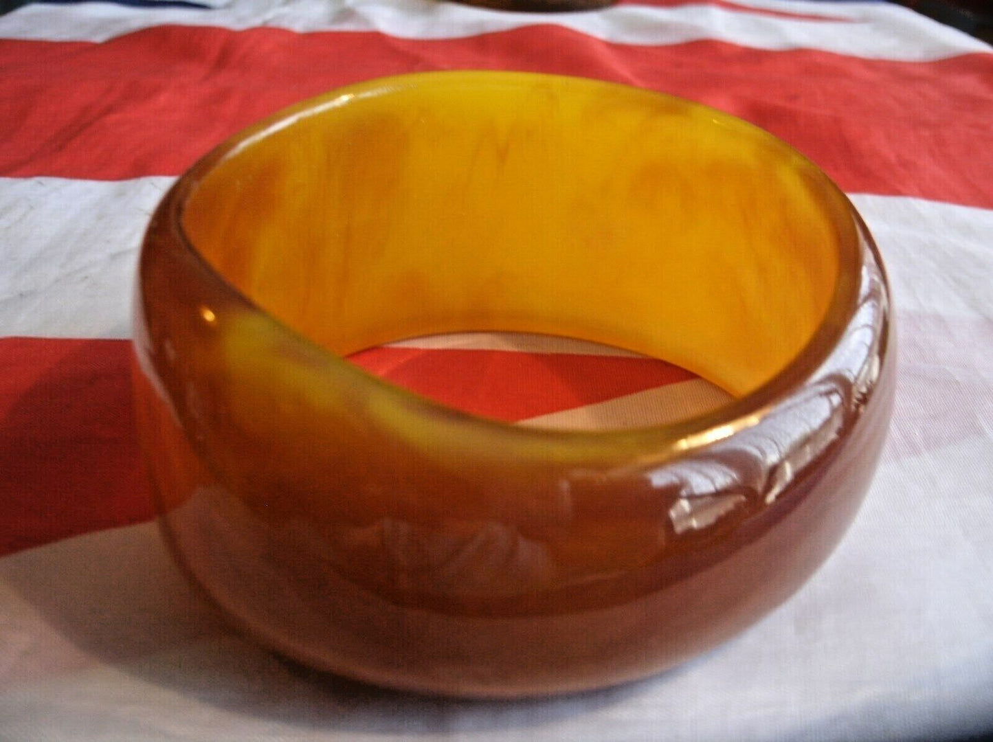 One Beautiful Vintage Bakelite Bangle In A Lovely Tortoiseshell Colour Very Nice