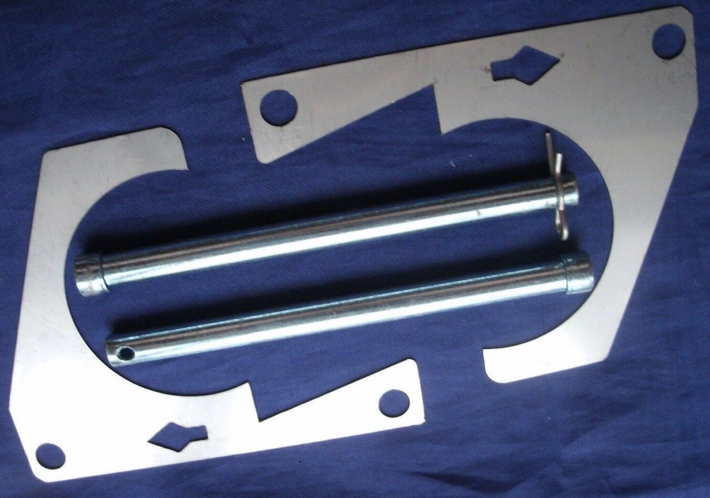 NEW ROVER P5B V8 ALL MODELS 1967 1974 FRONT ONE BRAKE CALIPER SHIM & PIN KIT 12