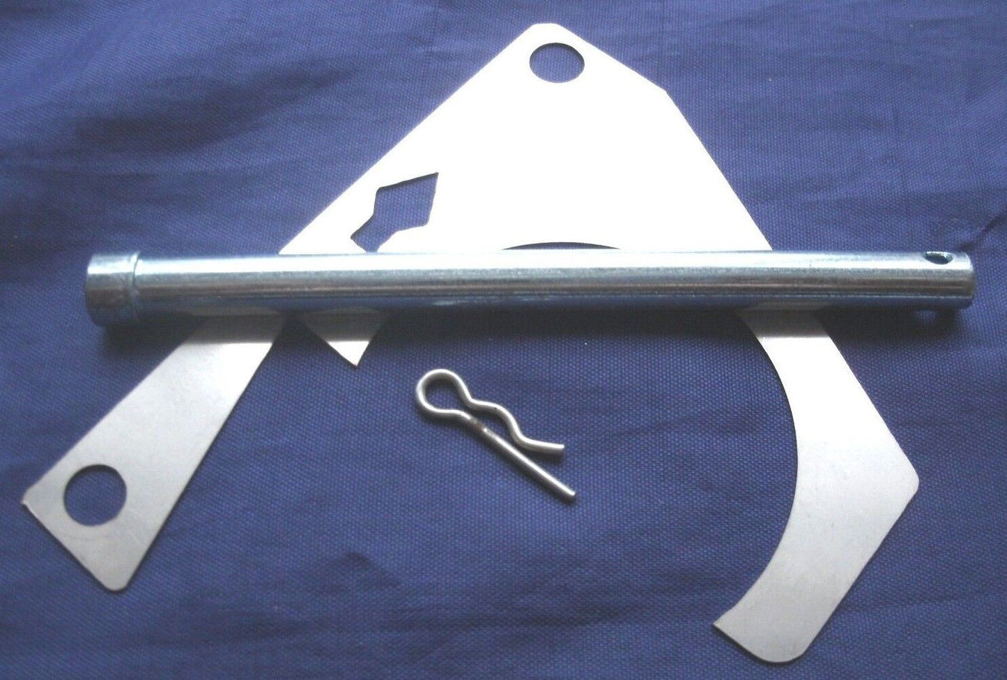NEW ROVER P5B V8 ALL MODELS 1967 1974 FRONT ONE BRAKE CALIPER SHIM & PIN KIT 12