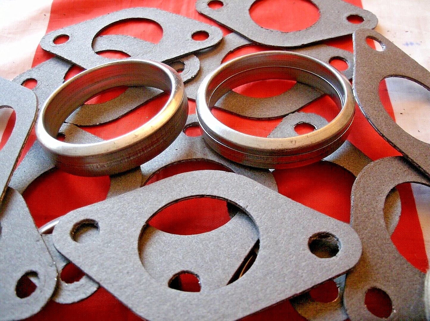 Jaguar E Type V12 Complect Set of Gaskets & Oliver For The Exhaust Manifolds