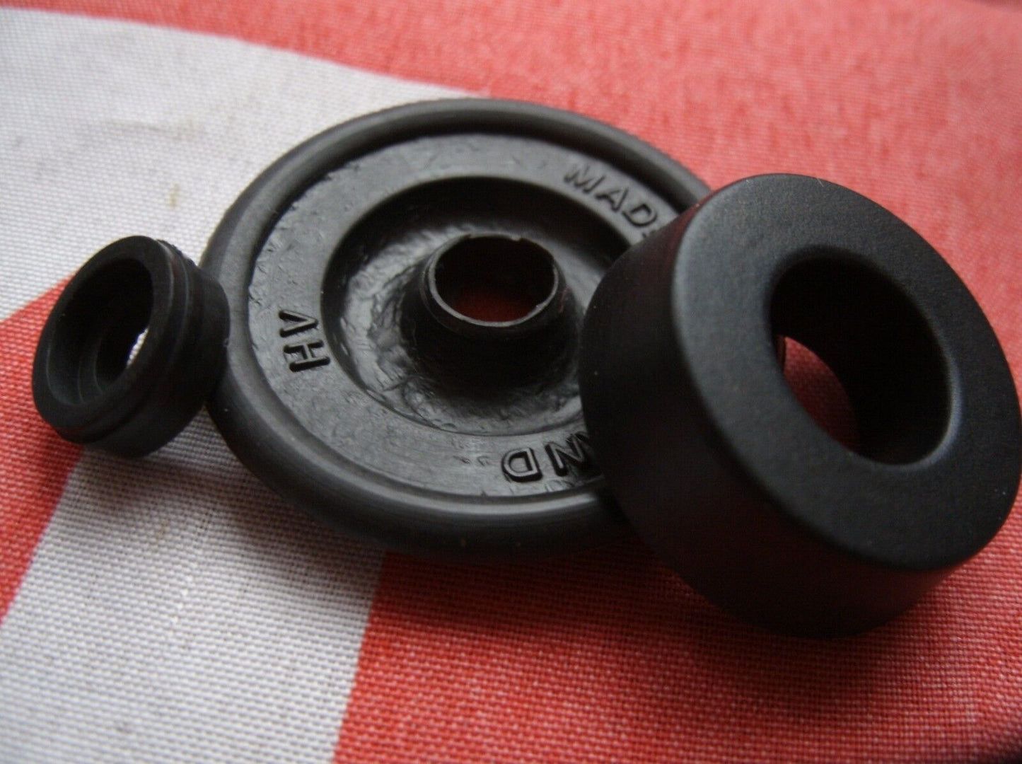 FORD ESCORT MK2 RUBBER BRAKE HOSE KIT MM KIT SET OF 3 FRONT/REAR TOTAL 3 HOSES