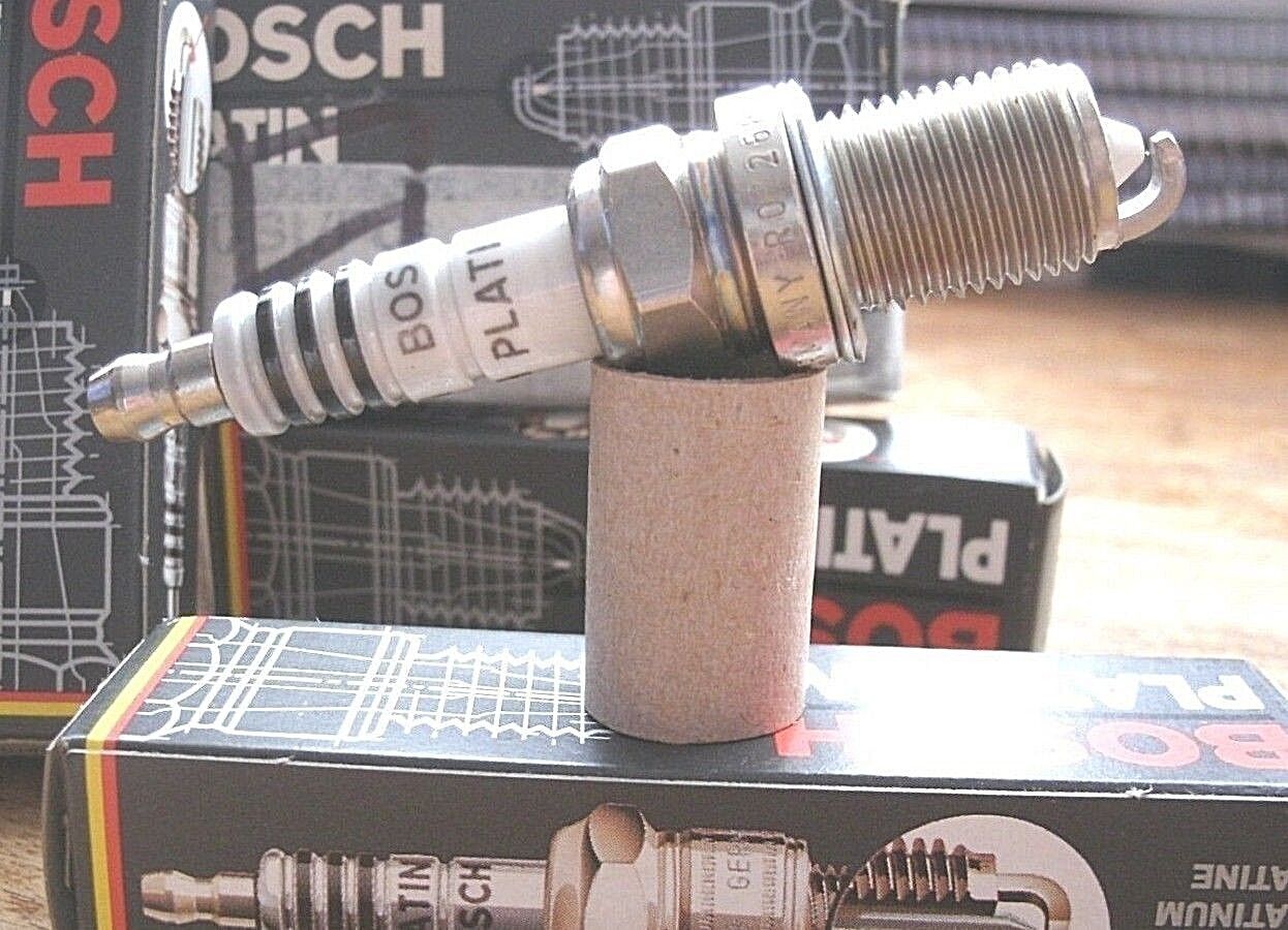 201 NEW V8 3.9,4 & 4.6 Range Rover &Disco Bottom End Sump Gasket Set