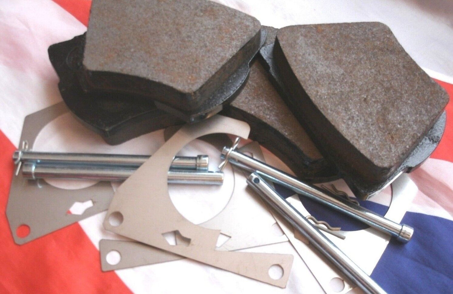 NEW MINTEX ROVER P4 80.95.100 & 110 MODELS 1959 1964 FRONT BRAKE PADS MINTEX