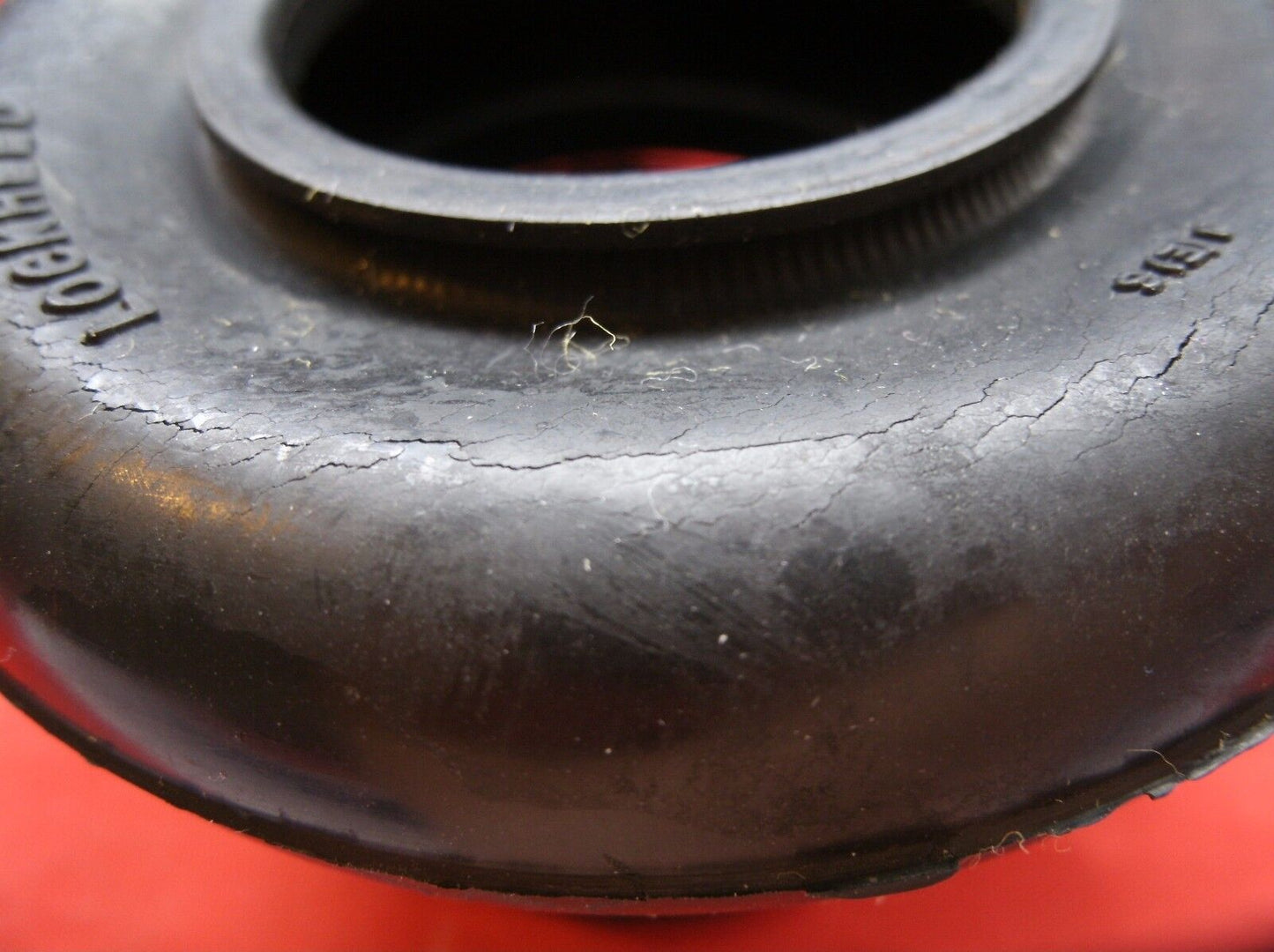 NOS ROVER P5 3 LITER UPPER SWIVEL BALL JOINT DUST COVER GENUINE ORIGINAL