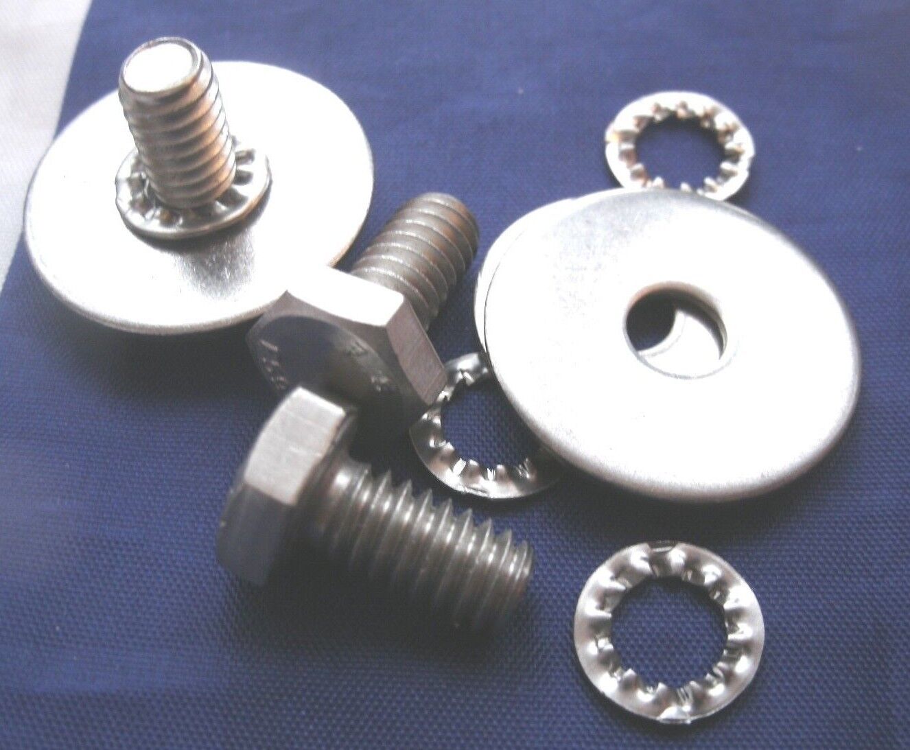 Early MORGAN V8 3.5 Water Pump Belt Pulley Bolt & Washer kit in Stainless Steel