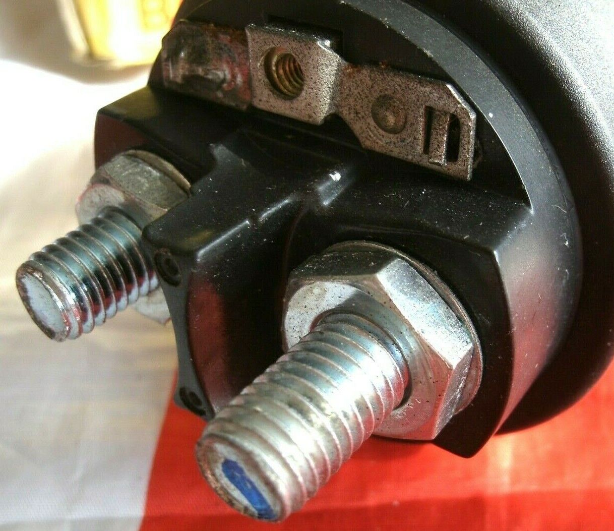 One Only Original BOSCH 0331402021 Solenoid Switch 12 V 466 New Old Stock.