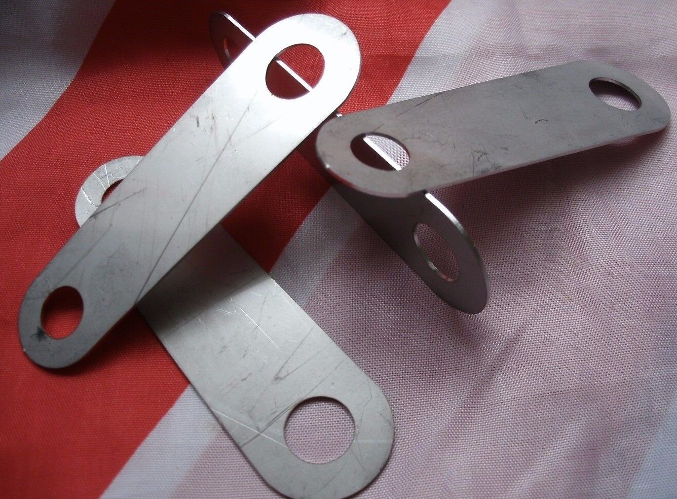 ASTON MARTIN TOP WISHBONE STAINLESS SHIMS THE DB 4 * 5 * 6 * DBS6 * DBSV8 & V8