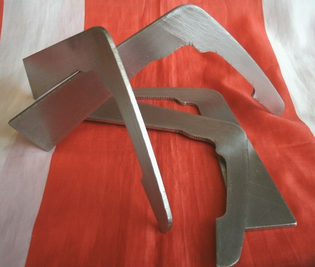 One Set 4 Rover P6 Reinforcing Plate Rear MTG Bracket Front Base Unit JRC1109