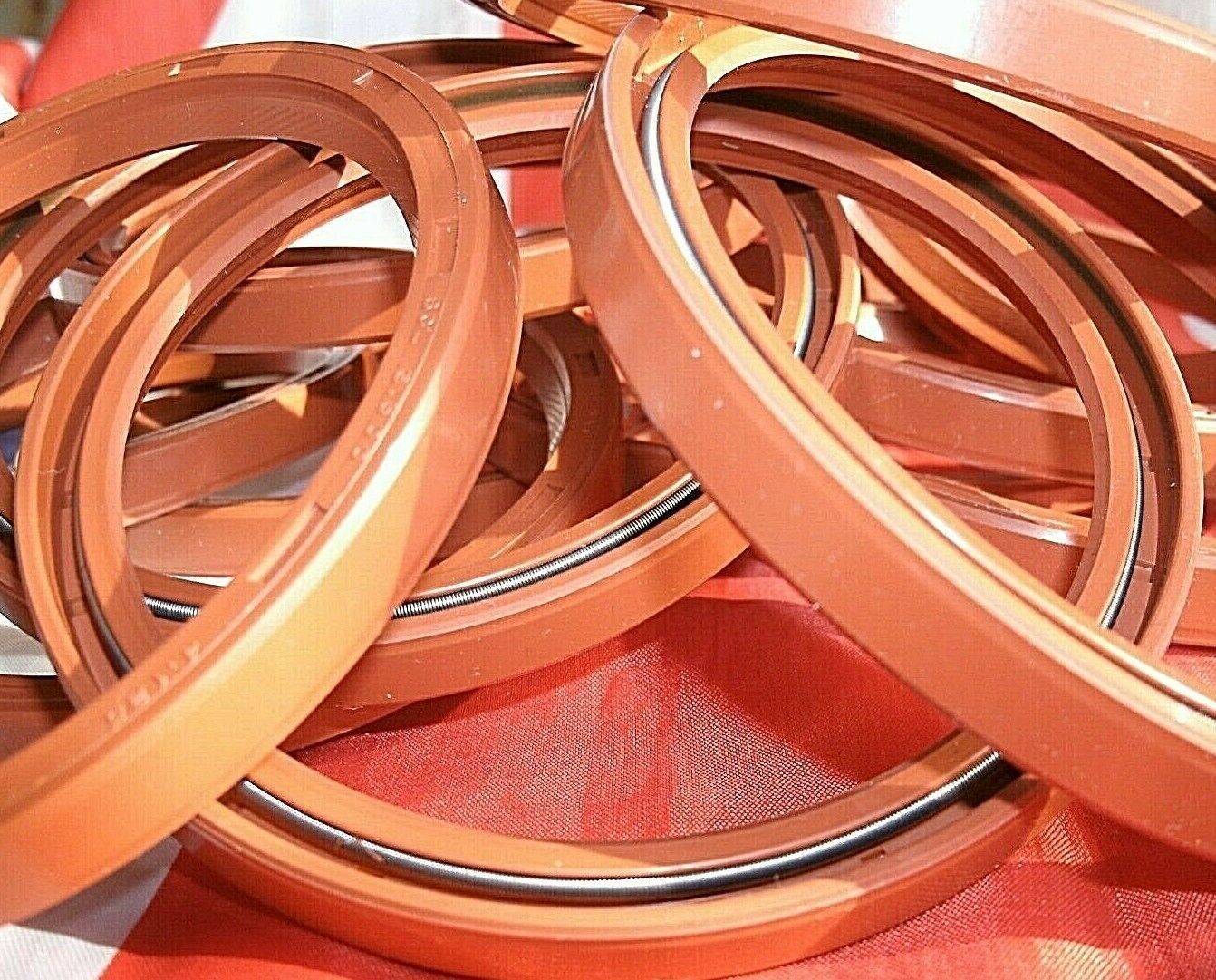 One New MG Midget MK111 1500cc 1974 on Rear Main Oil Seal For Crankshaft NA123.