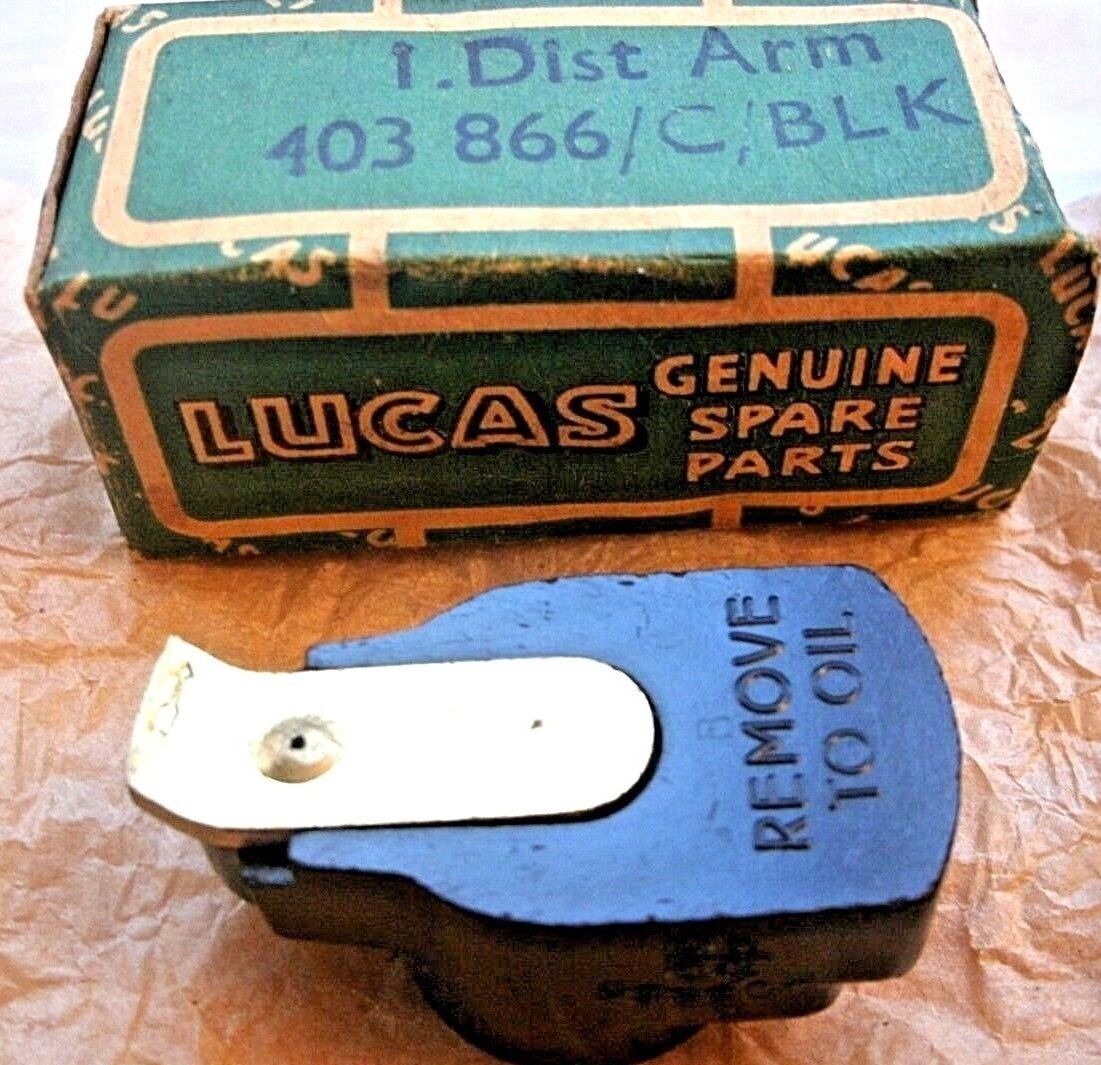 One NOS Lucas Rotor Arm 403836 With Box.
