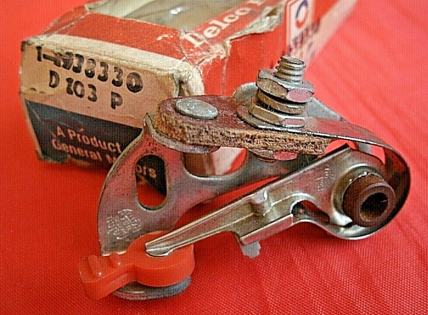 One Set Of NOS Delco Remy POINTS - CONTACT SET D 703 P 1938330 made in the USA