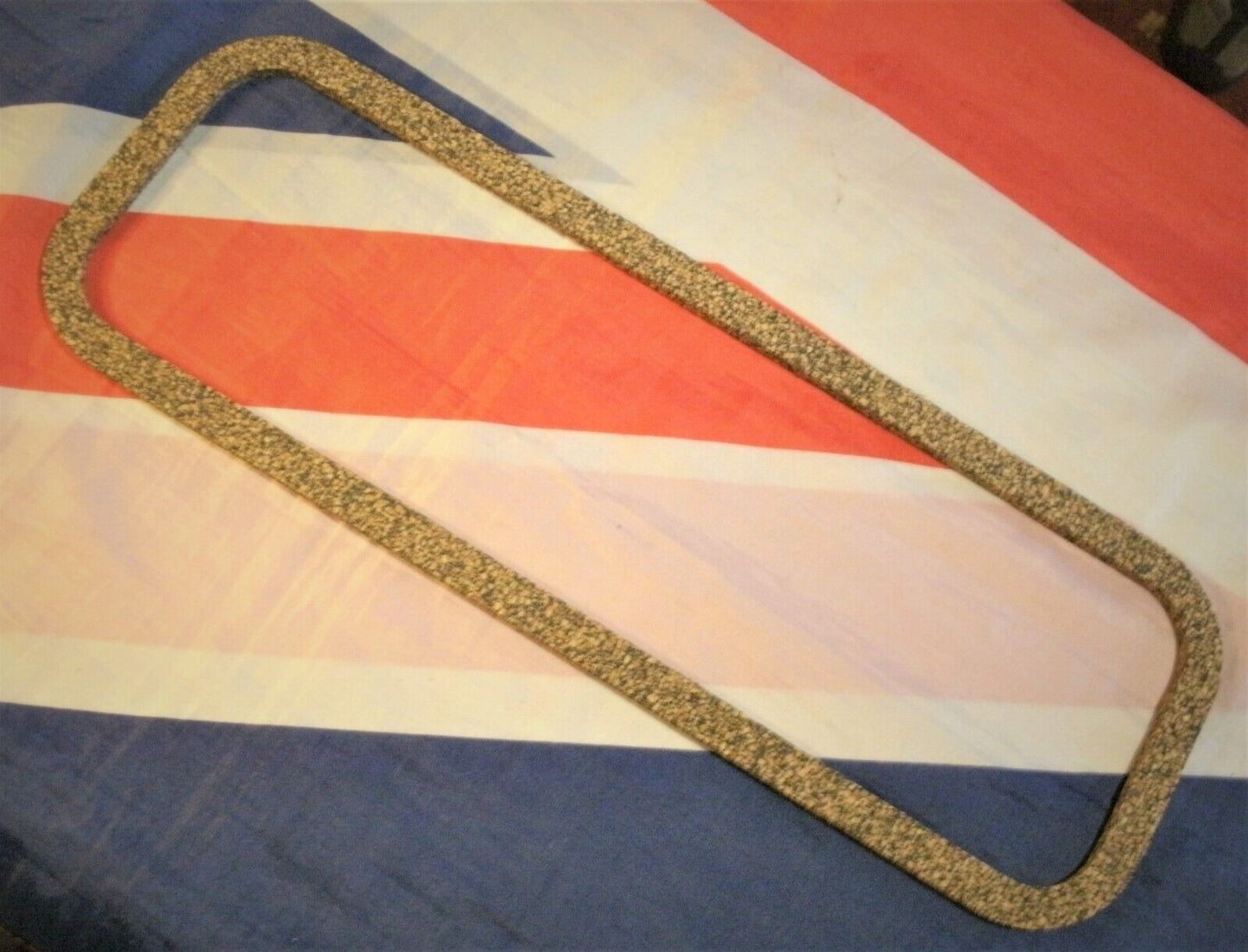 ONE NEW AUSTIN A40 1200cc 1947 to 1954 DEVON DORSET ROCKER COVER GASKET JA256.
