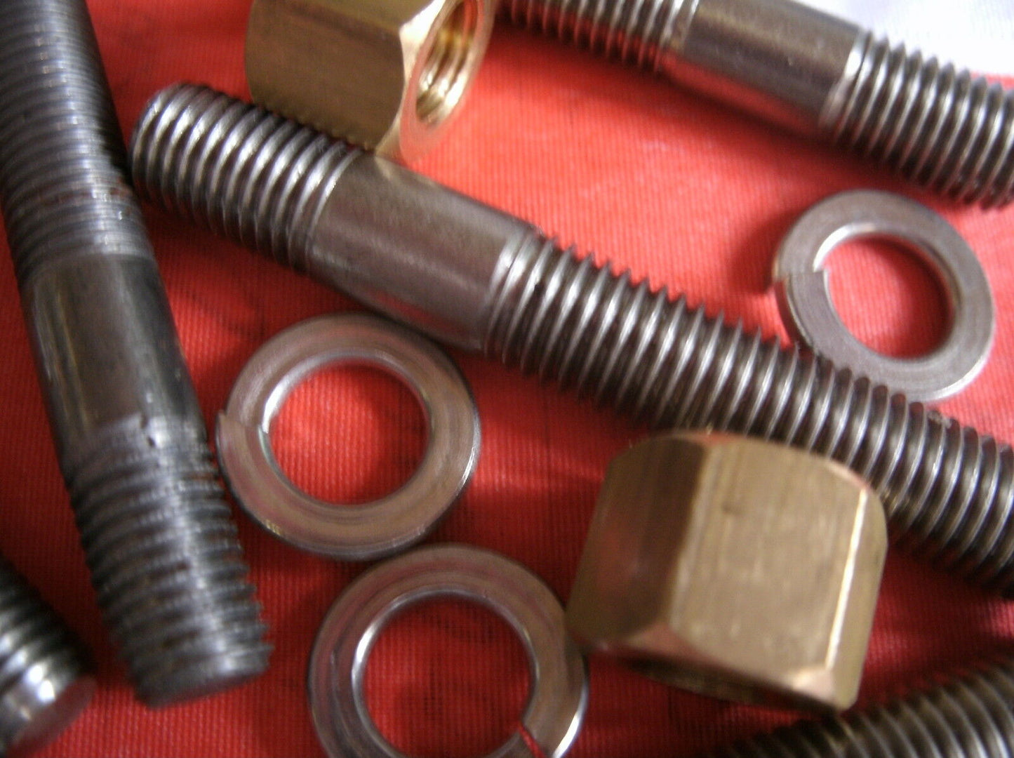 ROVER P6 2000 & 2200 STAINLESS STEEL EXHAUST MANIFOLD DOWN PIPE STUD KIT