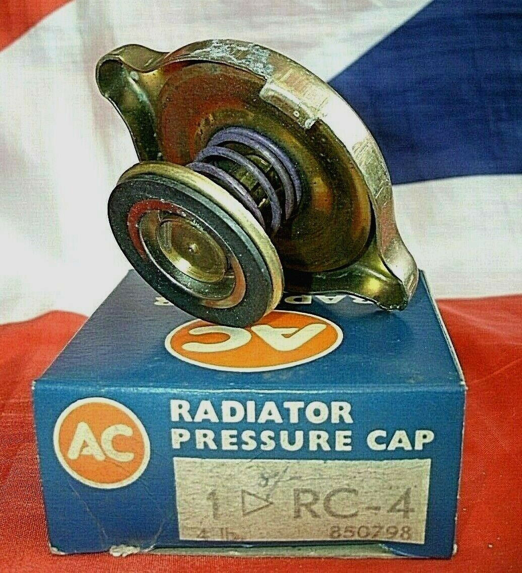 ONE New Old Stock A C Delco 4 lbs Radiator Pressure Cap 850798 With Box.