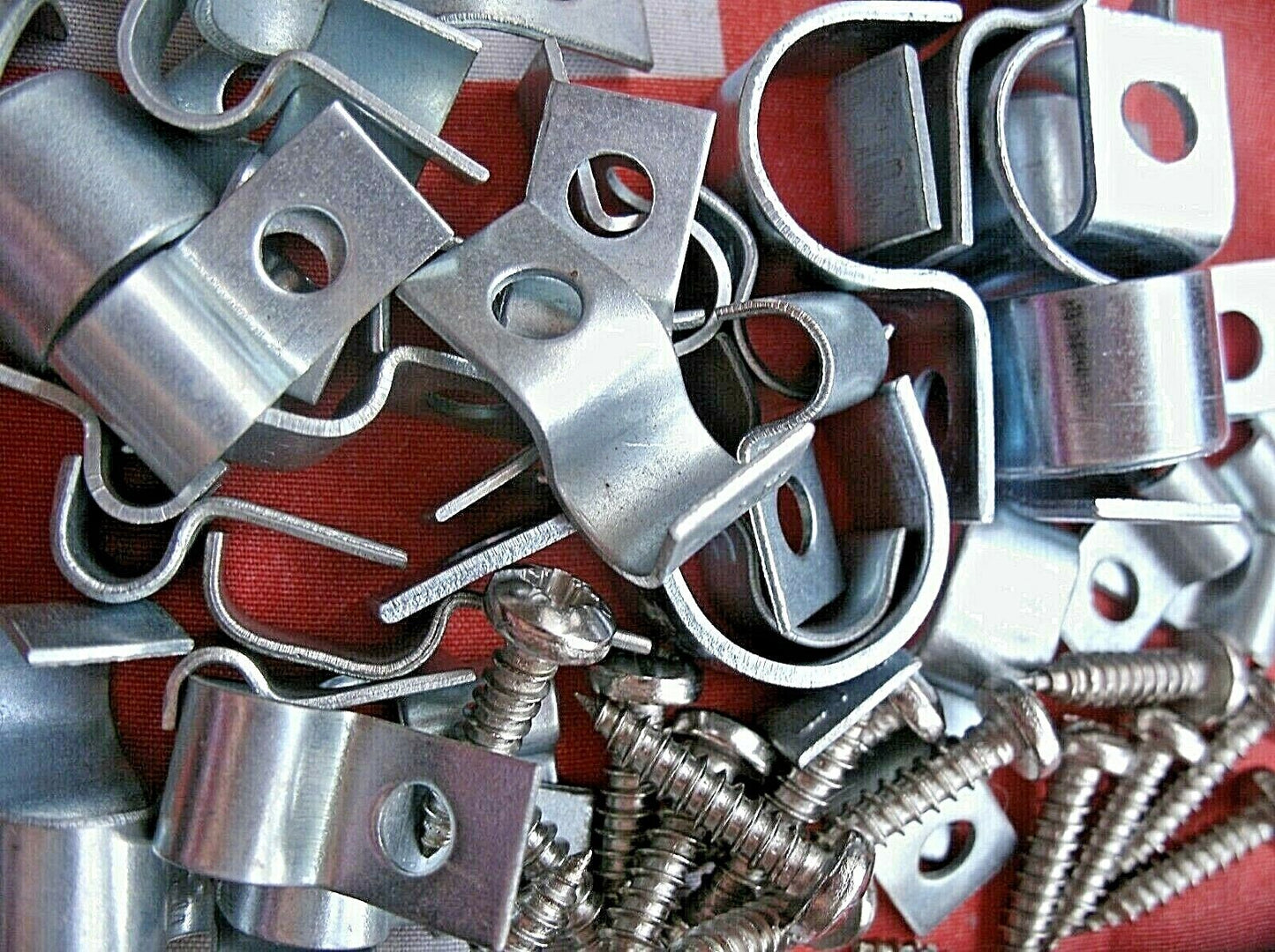 6 New Land Rover 3/16 Twin Metal Brake Pipe Fitting Clips Clamps in Steel plated