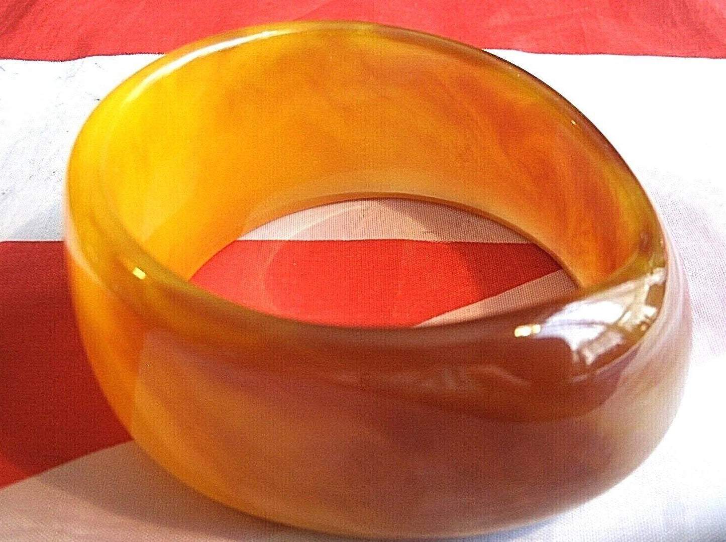 One Beautiful Vintage Bakelite Bangle In A Lovely Butterscotch Colour Very Nice