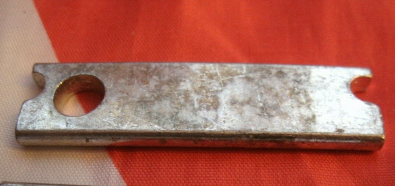 ROVER P6 2 2.2 3.5 ONE New Stainless Steel Rear Brake Caliper Retaining Plate