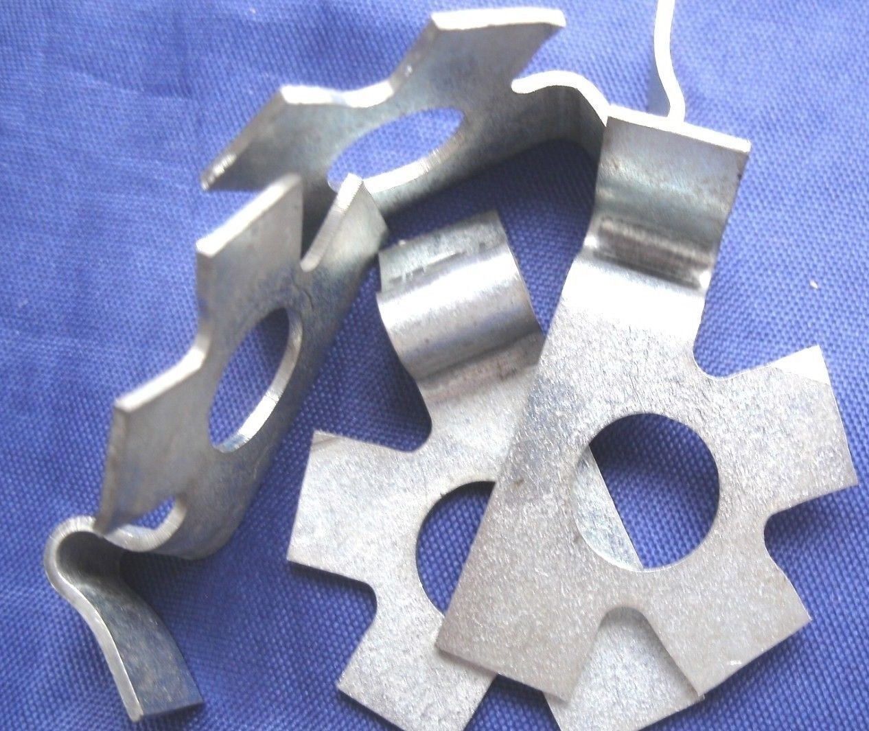 FORD LOTUS CORTINA MK 1 ANTI ROLL BAR LOCK TAB SET READY TO FIT.