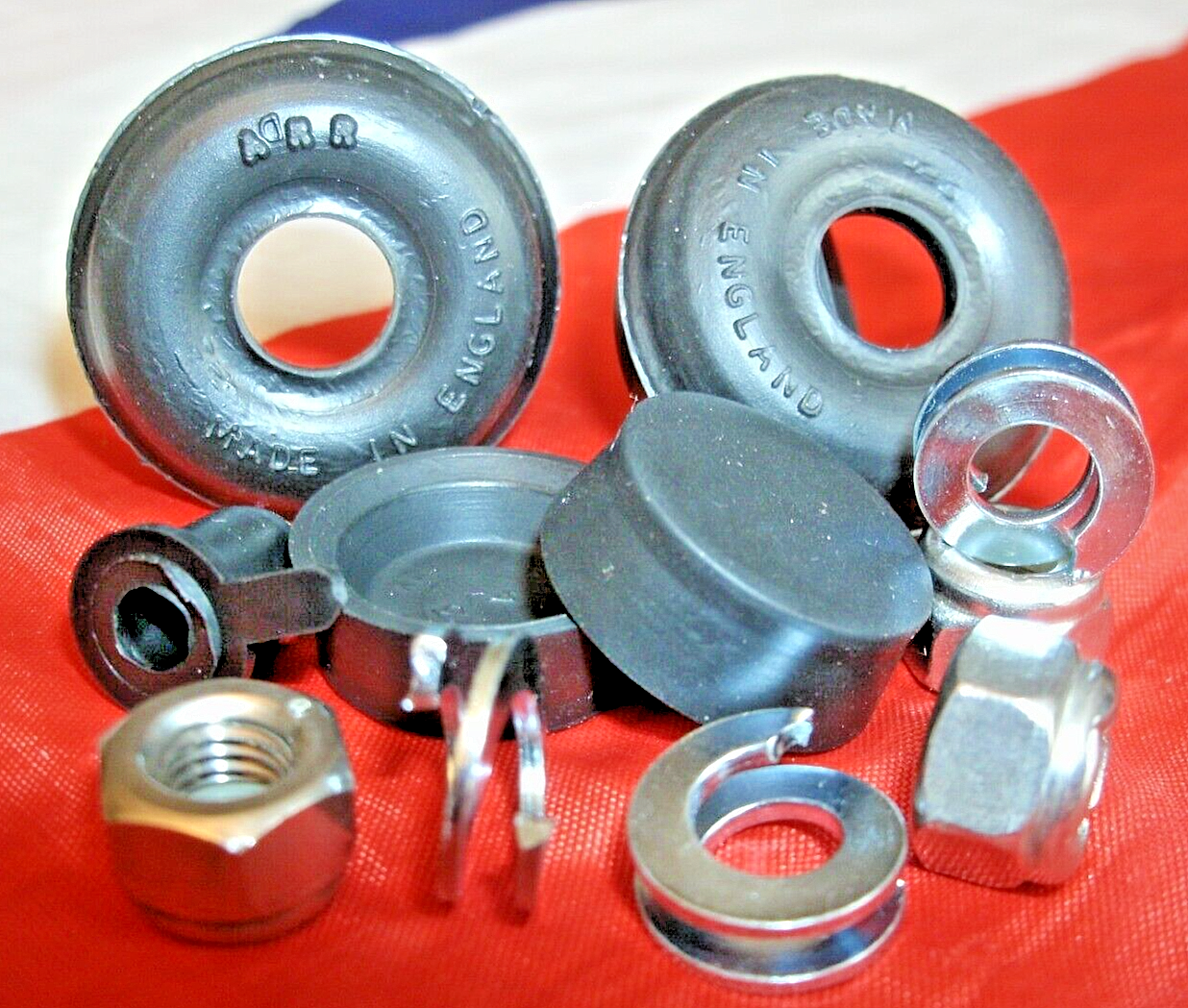 Rover P4 Rear Brake Cylinder Service set Rubber Seals Lock nut & Special Washers