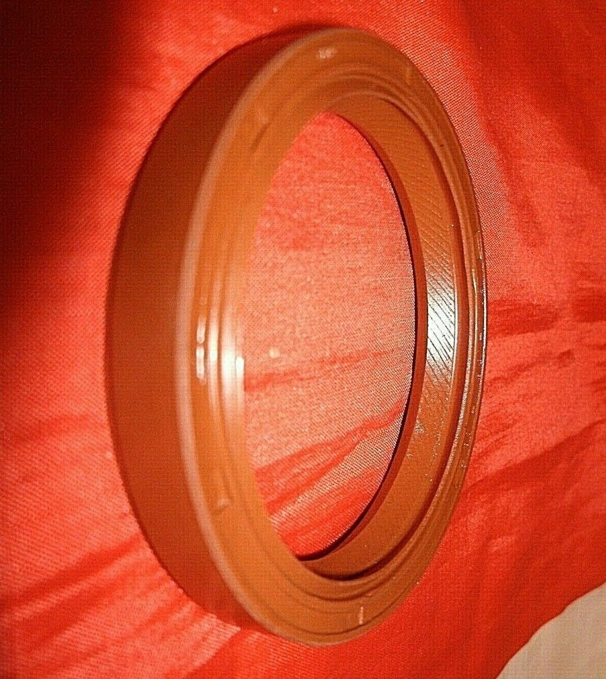 One New Triumph Stag V8 3 litre Rear Crankshaft oil seal 093