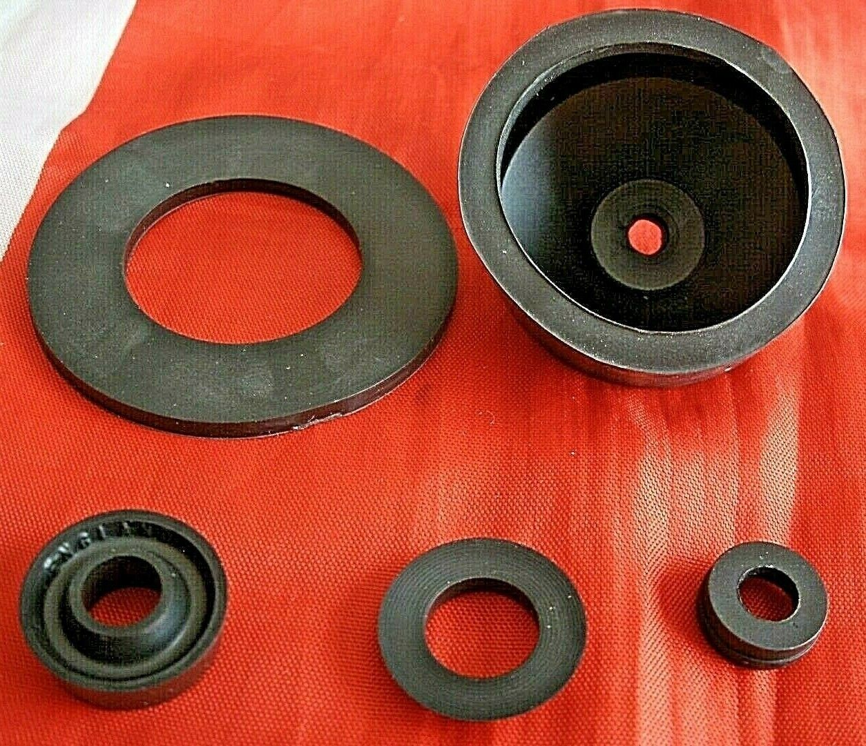 1 New Rover SD1 2.3 2.6 & V8 Clutch Master Cylinder Seal kit SP1963 1976-ON