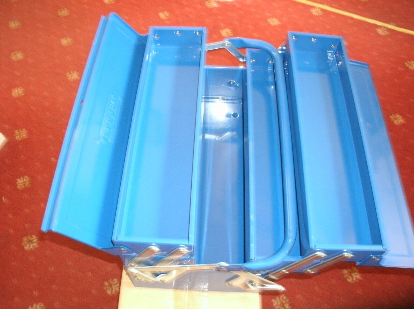 Draper cantilever toolbox 86672 4 opening trays brand new boxed never opened.