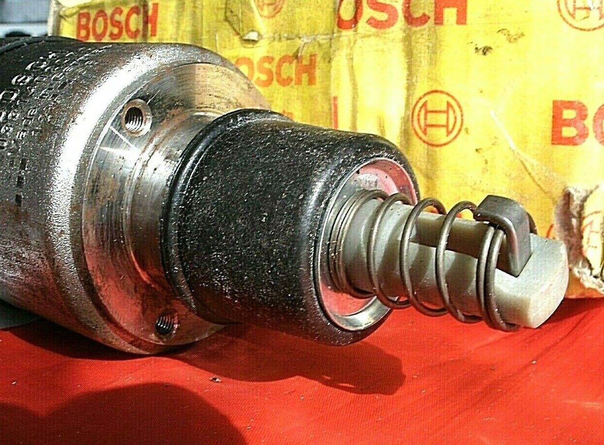 One Only Original BOSCH 0331402021 Solenoid Switch 12 V 466 New Old Stock.